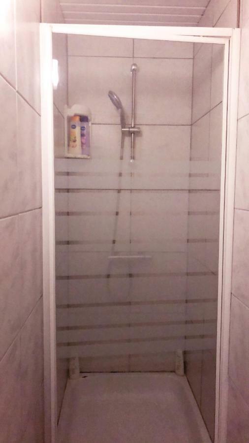 Family Room Либрамон Екстериор снимка